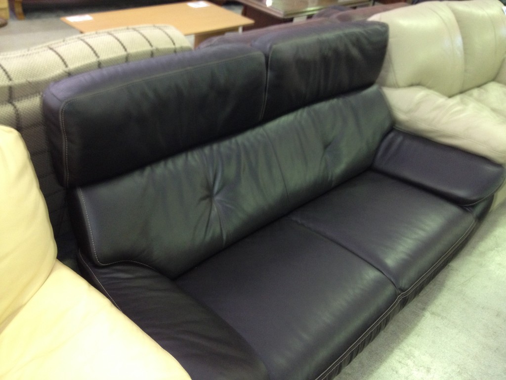 » karimoku 2人掛けソファ入荷しました！ 家具なら売るのも買うのも千葉市若葉区のリサイクルショップ愛品館まで！ リサイクル