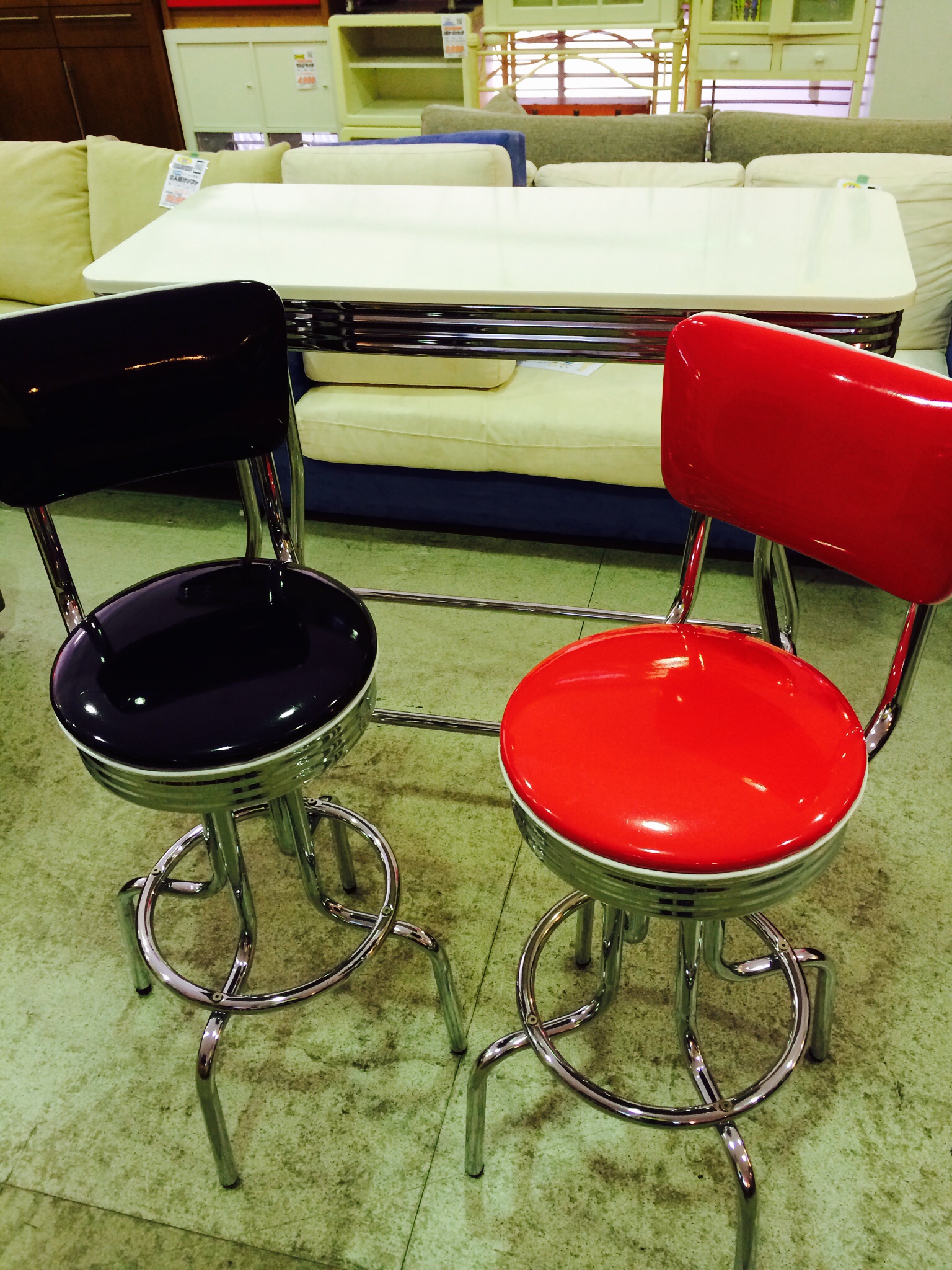 アメリカンダイナー Vバックチェア2脚