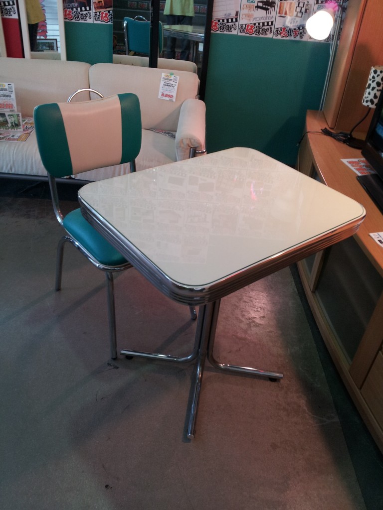 » アメリカンダイナー カフェテーブル＆チェアー入荷致しました。 アメリカンダイナーシリーズの買取りは愛品館千葉店におまかせ！ リサイクル