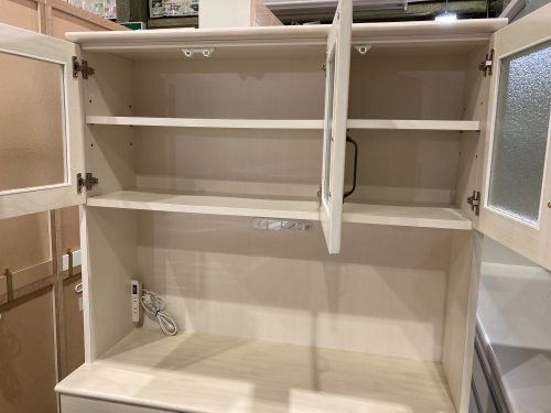 サンウッディ｜3枚扉キッチンボード入荷しました！｜愛品館市原  