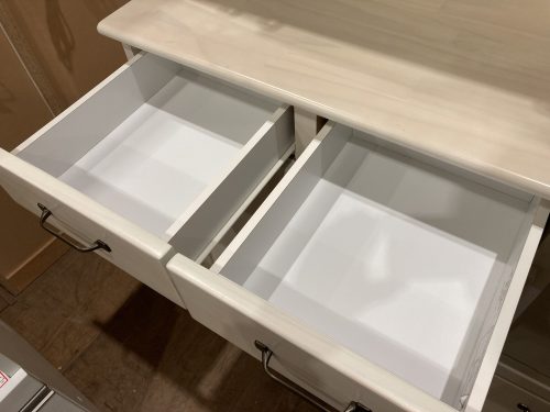 サンウッディ｜3枚扉キッチンボード入荷しました！｜愛品館市原  