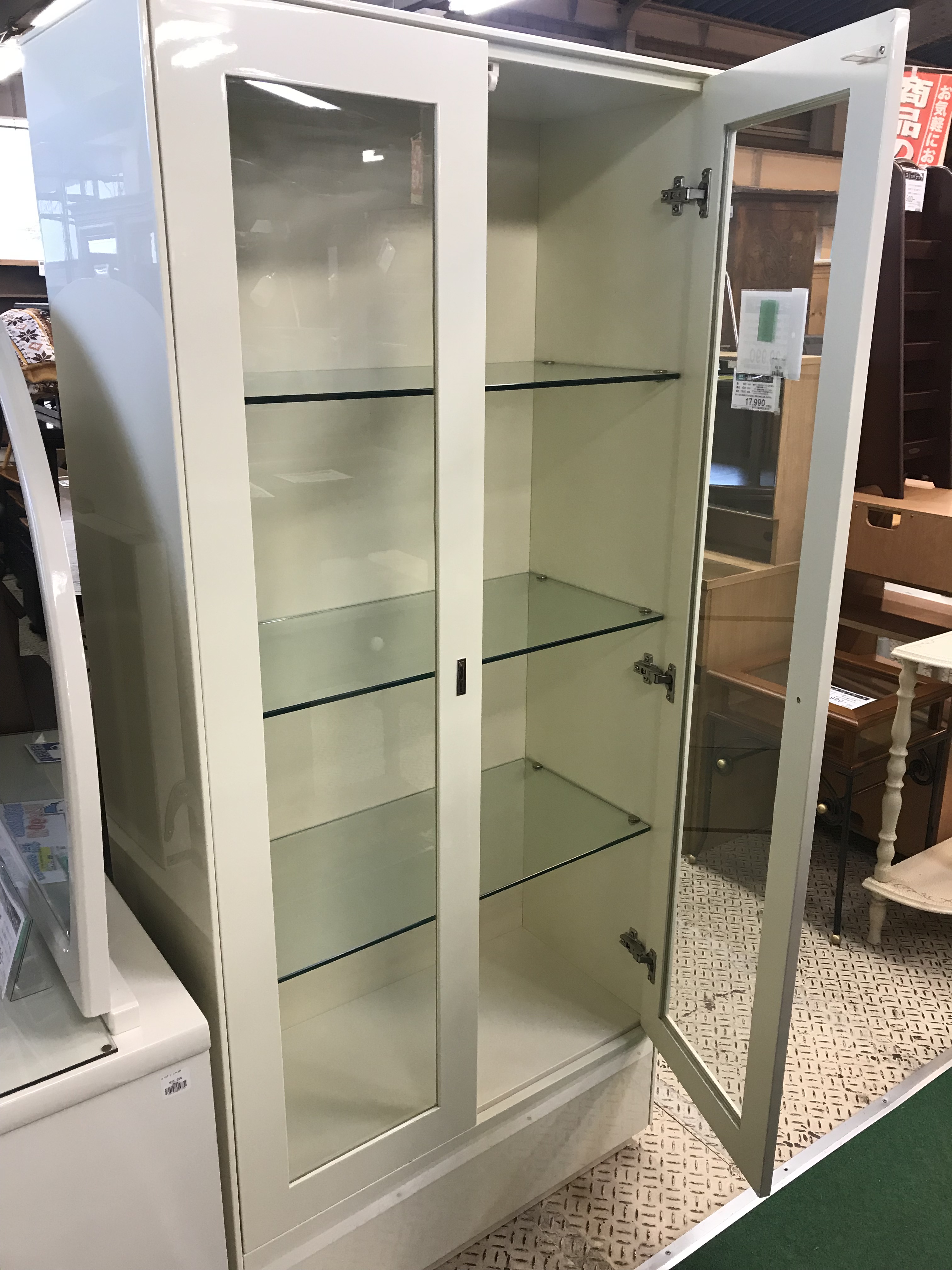 フランフランキュリオケース入荷 買取募集 デザイナーズ家具買取 中古販売 無料出張 千葉市 八千代市 佐倉市 印西市 白井市 船橋市 習志野市 鎌ヶ谷市 リサイクルショップ 中古品の買取は愛品倶楽部 愛品館