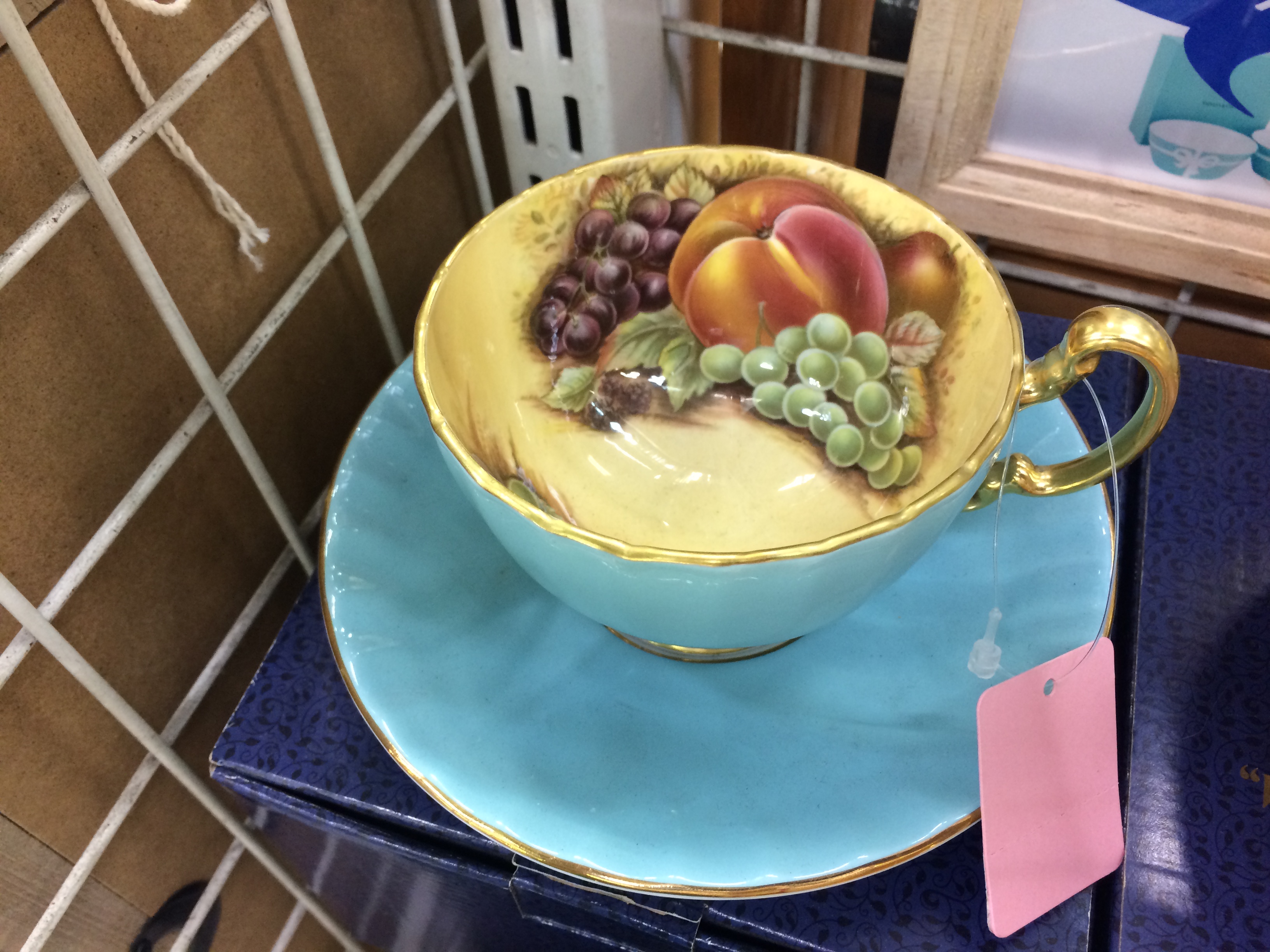 AYNSLEYエインズレイ ティーカップ＆ソーサー買取致しました|愛品館 