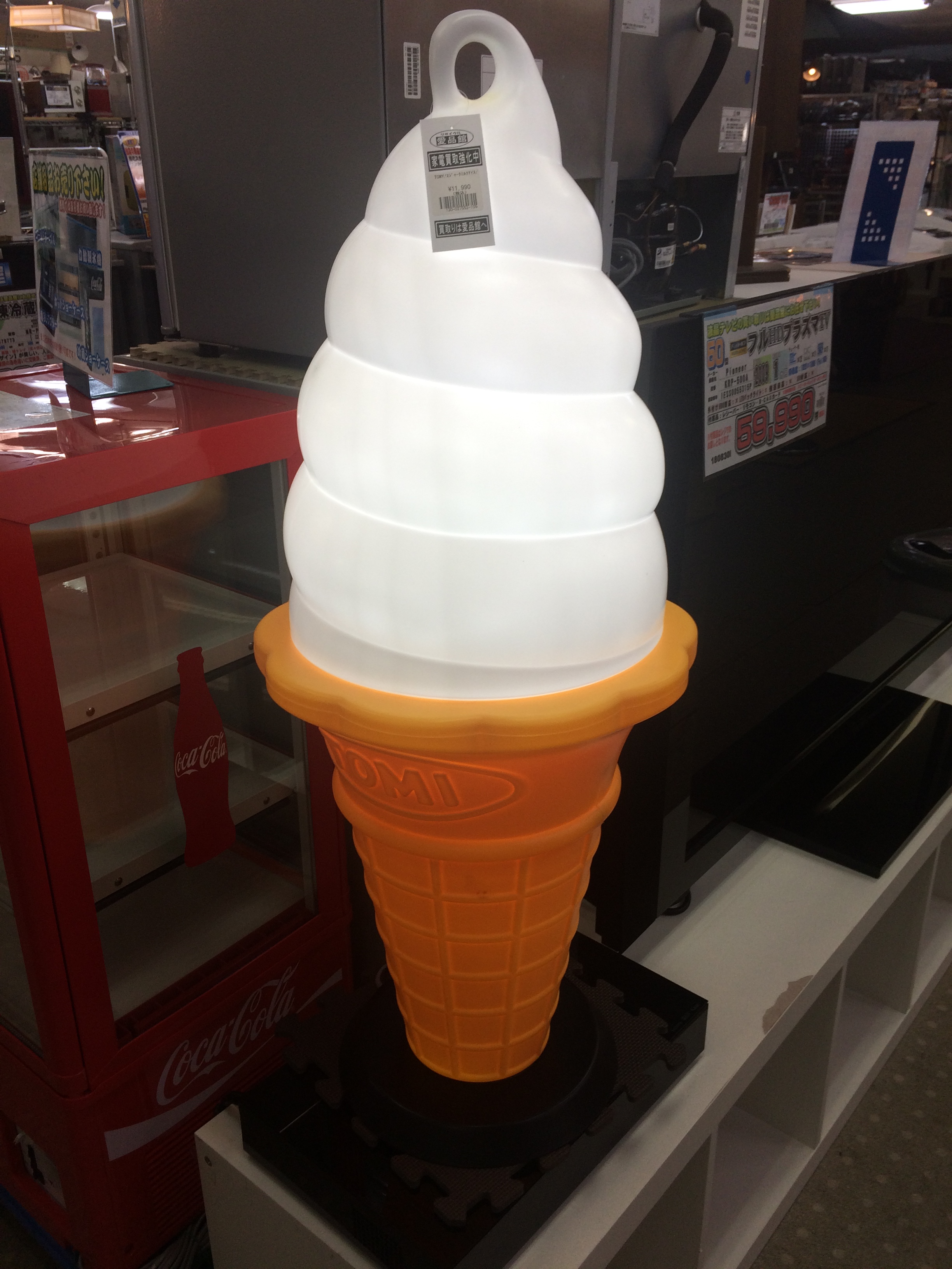限定価格セール ソフトクリーム 照明器具 スジャータ Tomi フロアスタンド
