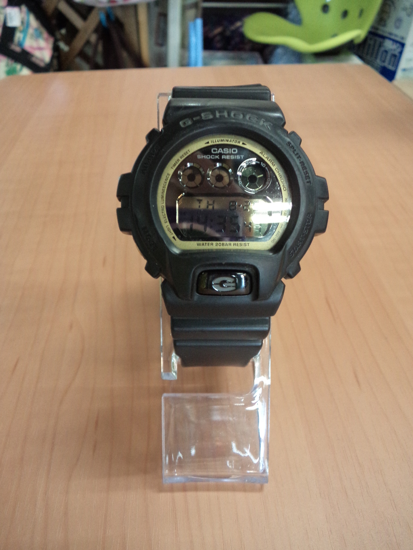 CASIO G-SHOCK DW-6900MR-1 腕時計