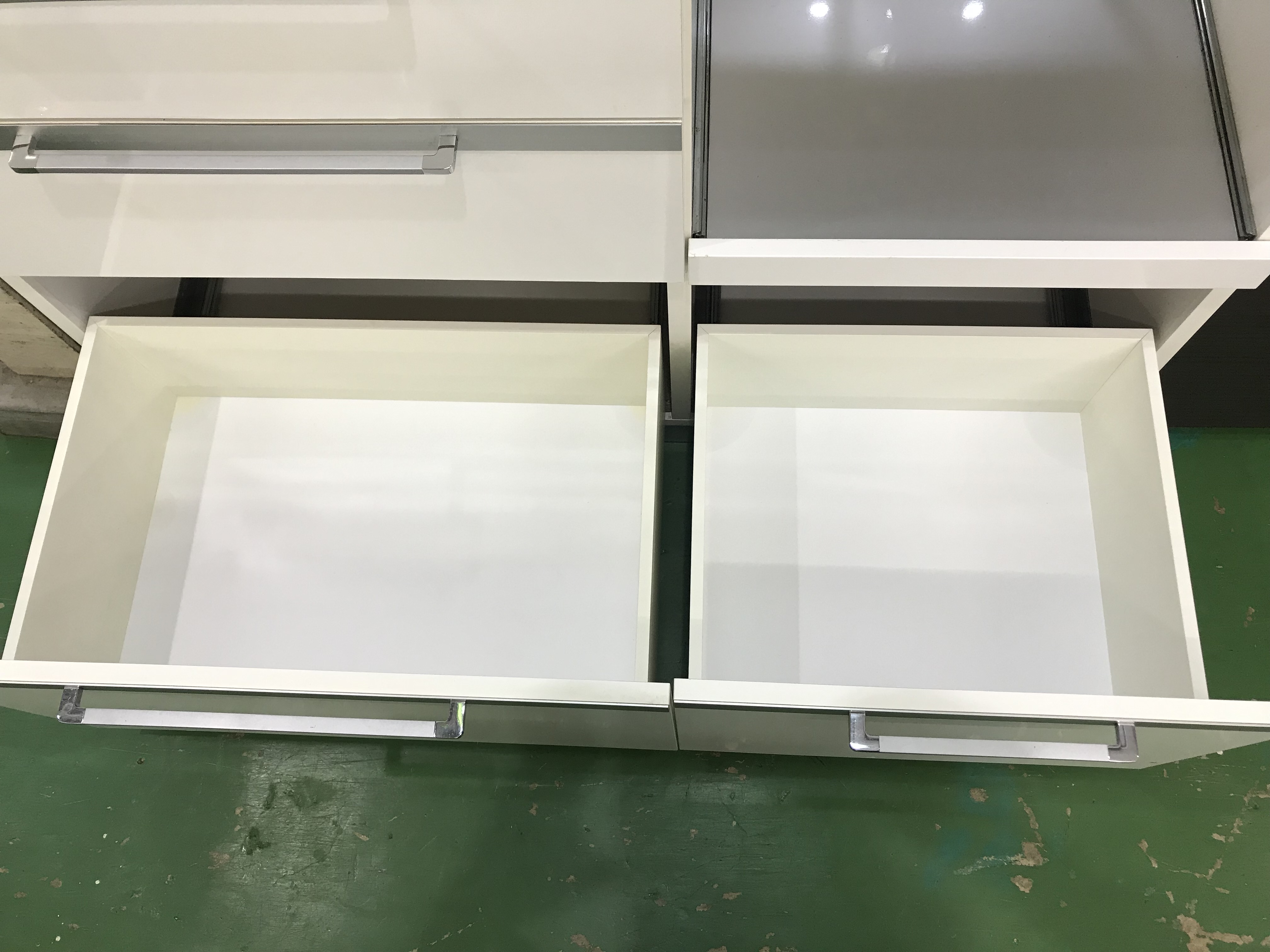 ユーアイ｜YUAI｜3枚扉キッチンボード入荷｜家具専門リサイクル 