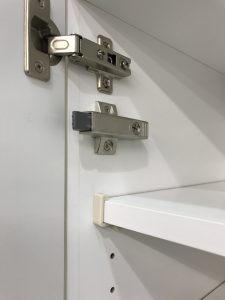 ユーアイ3枚扉キッチンボード (4)