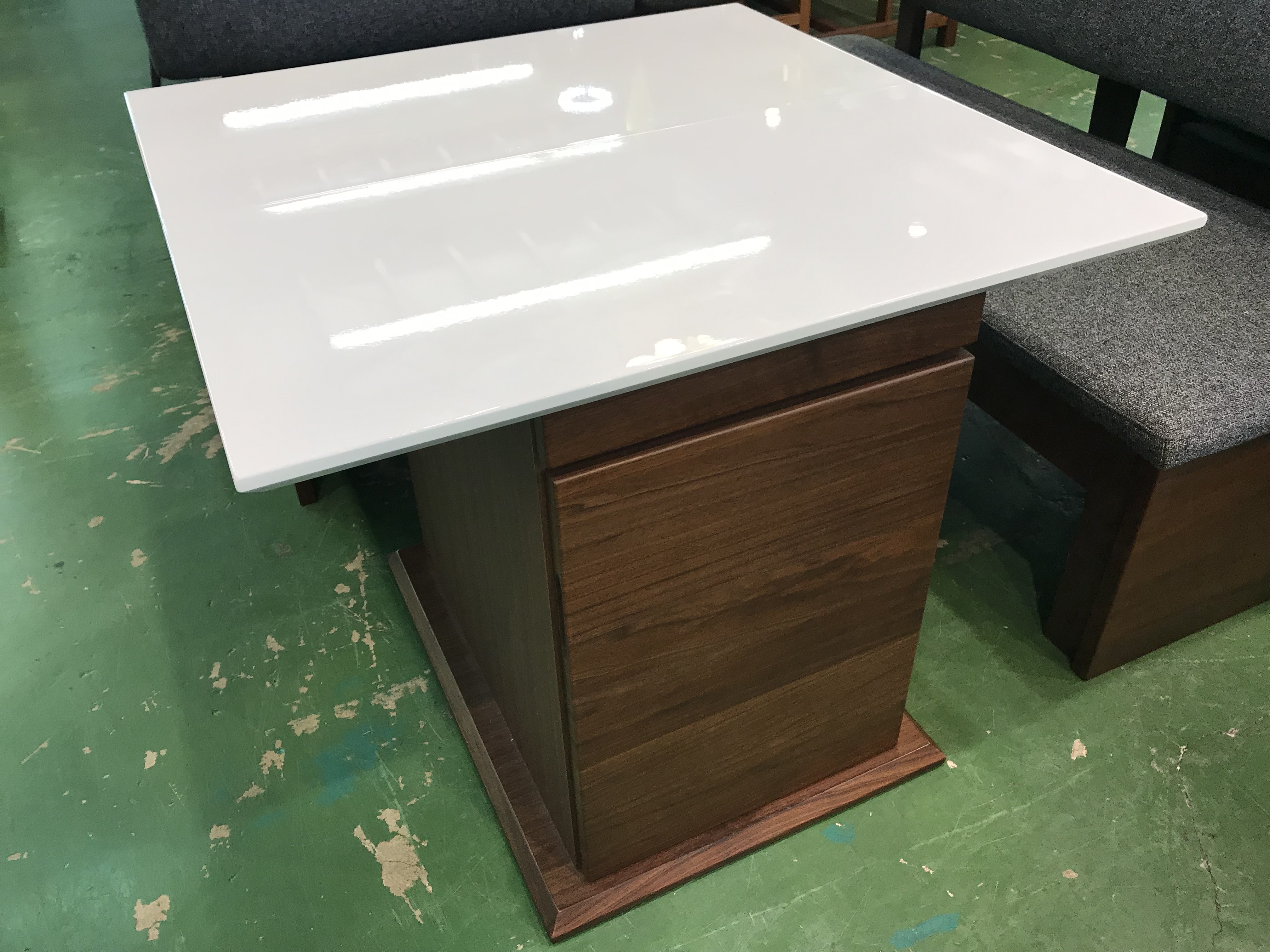 シギヤマ家具の伸長式リビングダイニングセット買取致しました。愛品館 