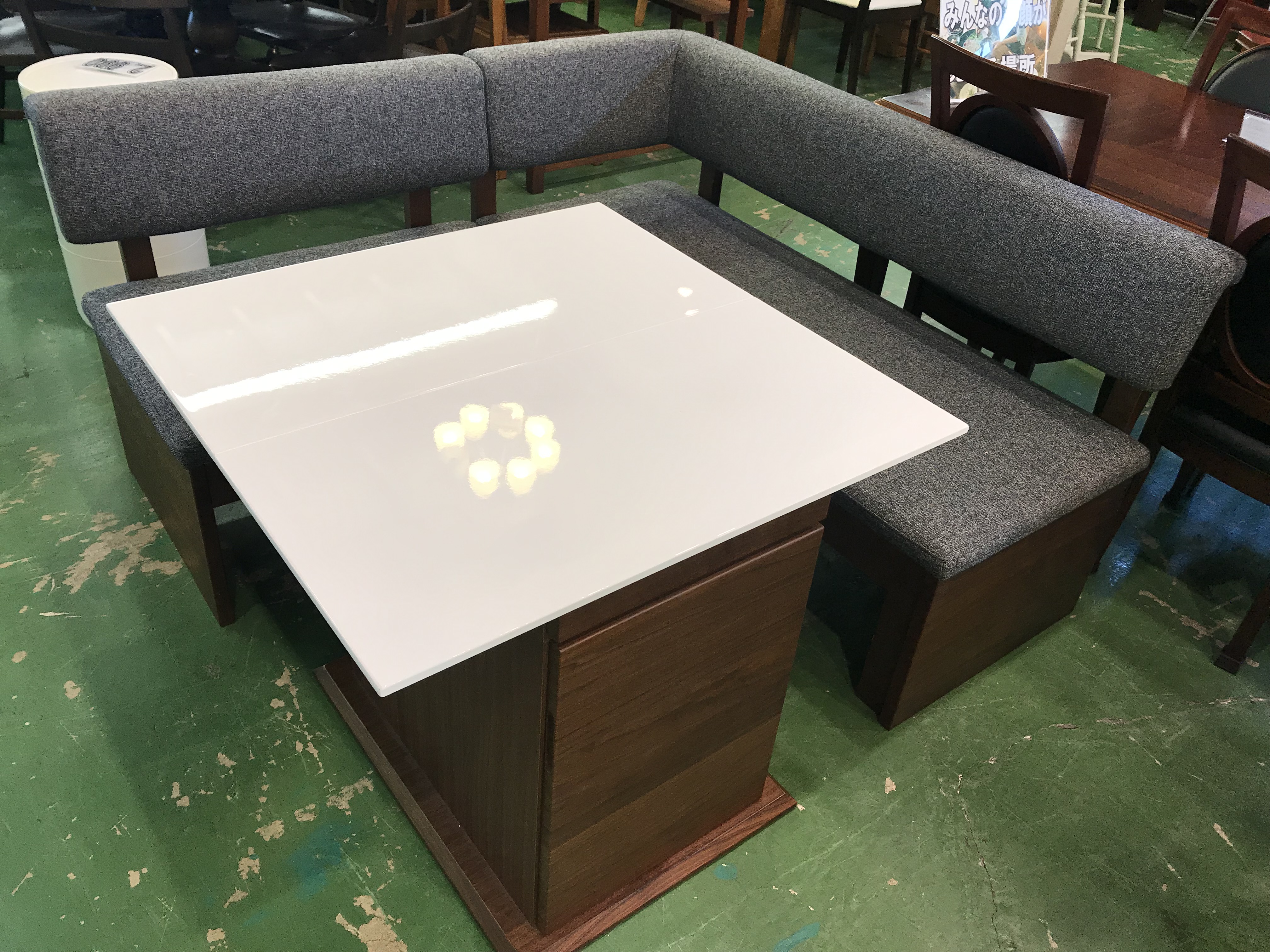 シギヤマ家具の伸長式リビングダイニングセット買取致しました。愛品館 