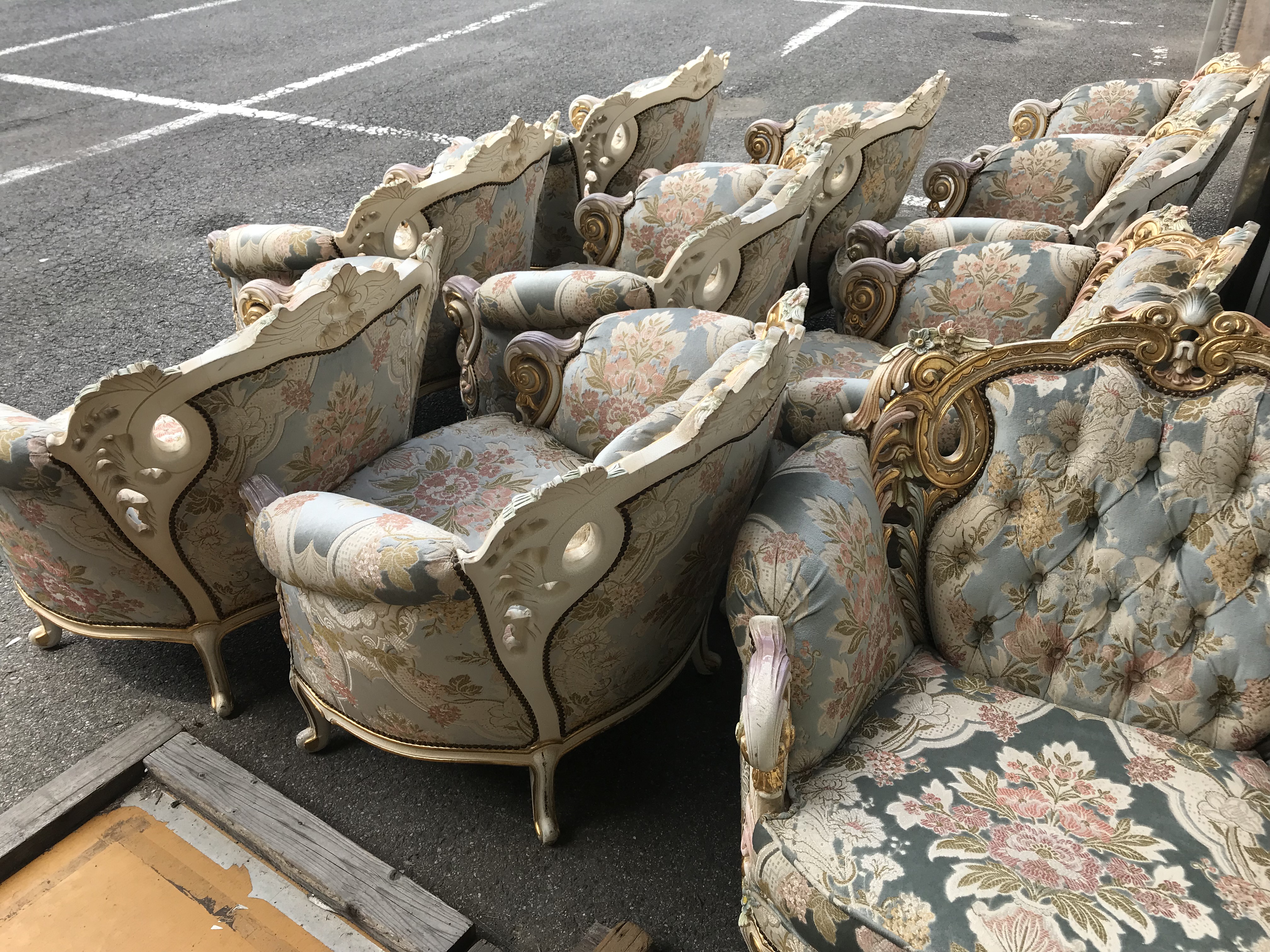 Rio furniture｜ロココ調1人掛ソファ 買取致しました｜愛品館八千代店 