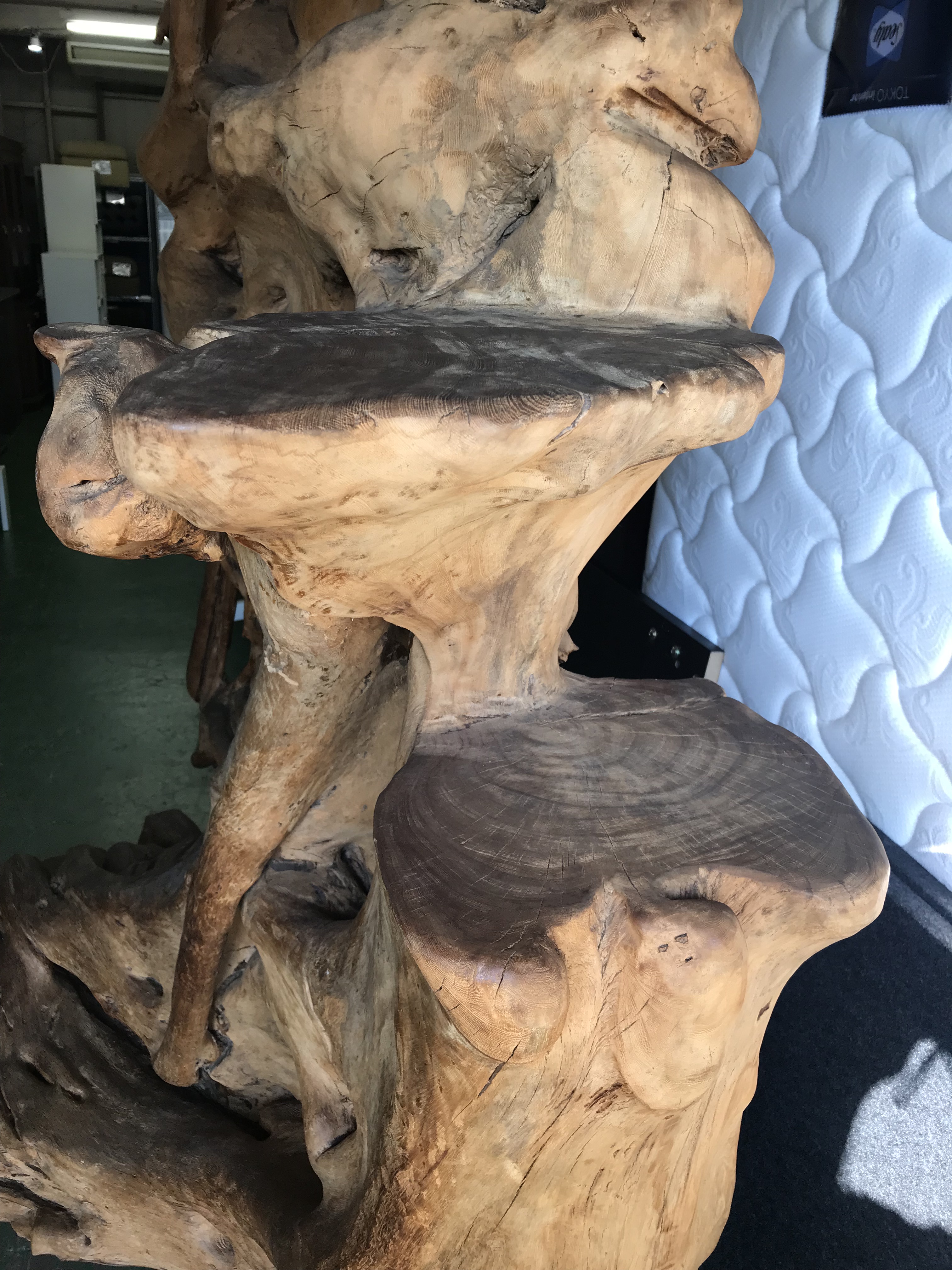 特大流木アート衝立入荷!! 家具専門リサイクルショップ愛品館八千代店 