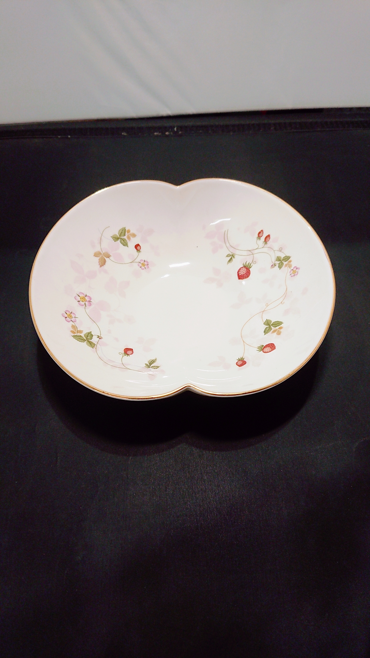 Wedgwood ウェッジウッド ワイルド ストロベリー マリアージュボールs買取いたしました 千葉県市原市リサイクルショップ愛品館市原店 リサイクルショップ 中古品の買取は愛品倶楽部 愛品館 Wedgwood ウェッジウッド ワイルド ストロベリー マリアージュボールs買取いたしました 千葉県市原市リサイクルショップ愛品館市原店 リサイクルショップ 中古品の買取は愛品倶楽部 愛品館