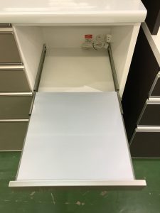 ユーアイスライド扉キッチンボード (24)