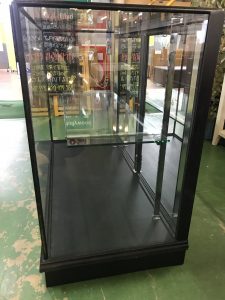 木製ショーケース (2)