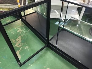 木製ショーケース (7)