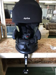 Apricaフラディア グロウ ISOFIX (2)