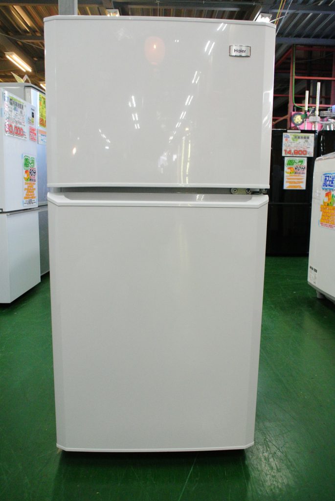 Haier(ハイアール)106L 2ドア冷蔵庫 JR-N106K 2015年製。安い中古 