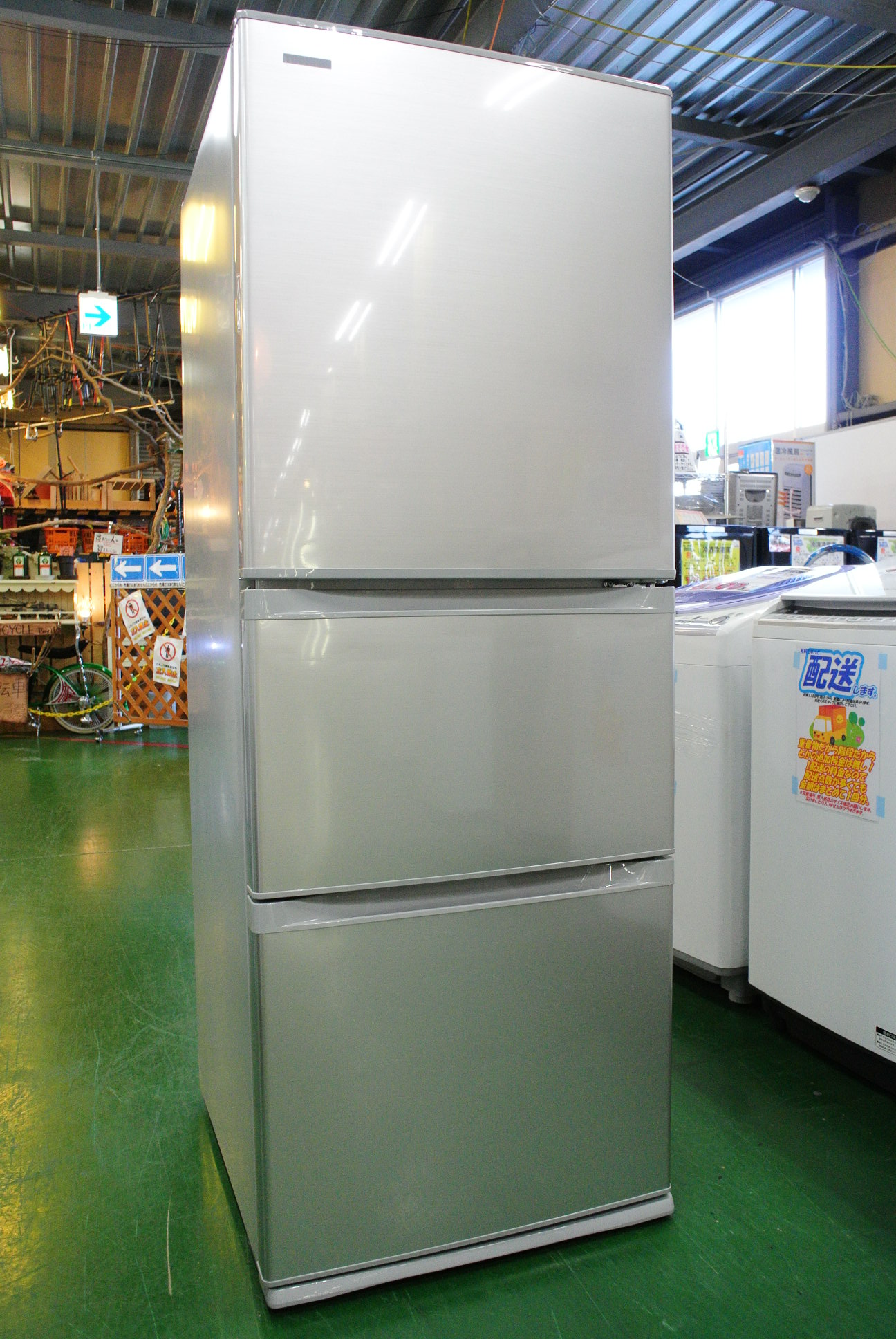 東芝 330L 3ドア冷蔵庫 GR-H34SY 2017年製が入荷。高年式の冷蔵庫も