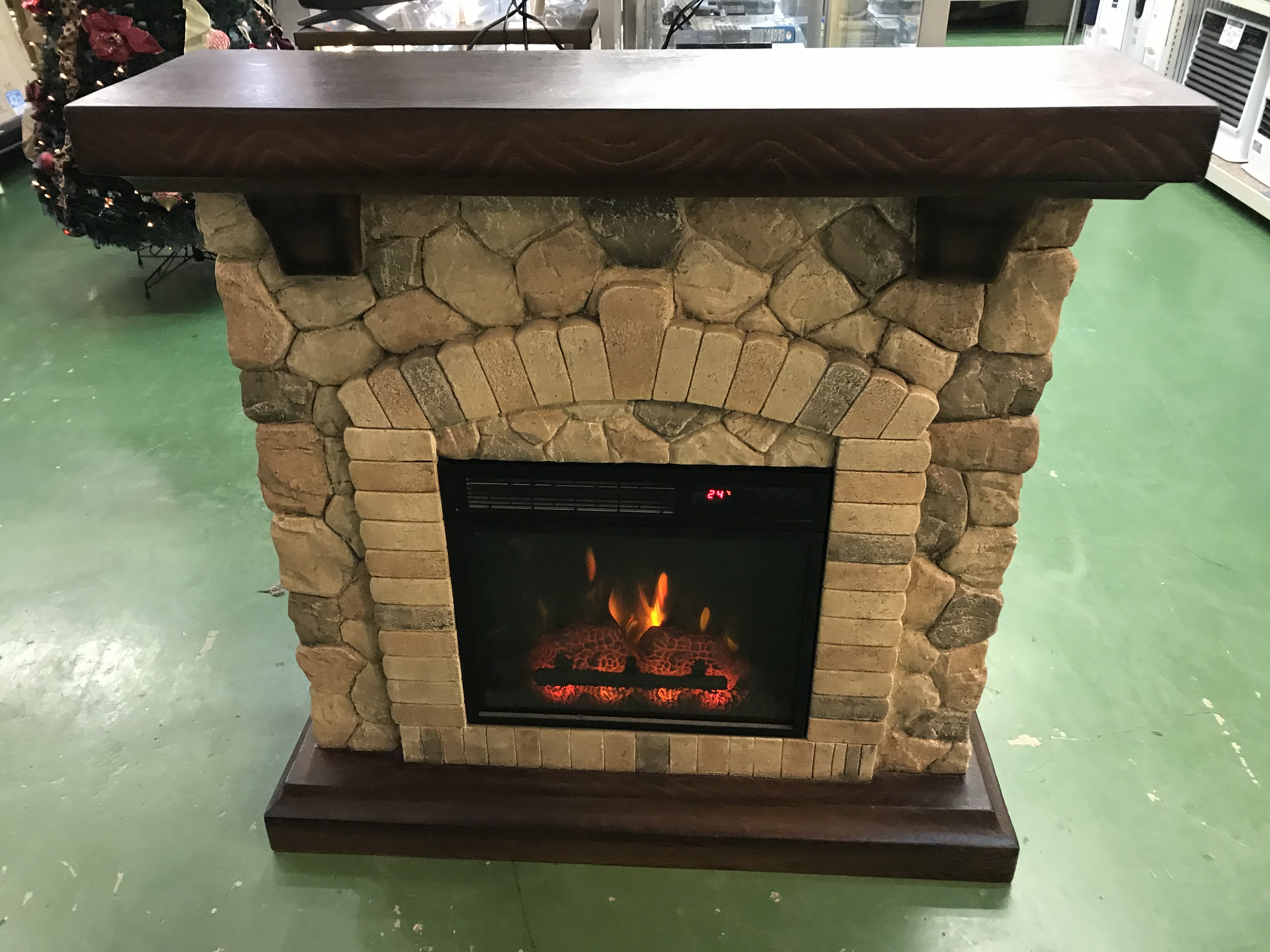 ロイドグランデ18インチ電気式暖炉テクウェスタ入荷 家具専門リサイクルショップ愛品館八千代店 リサイクルショップ 中古品の買取は愛品倶楽部 愛品館