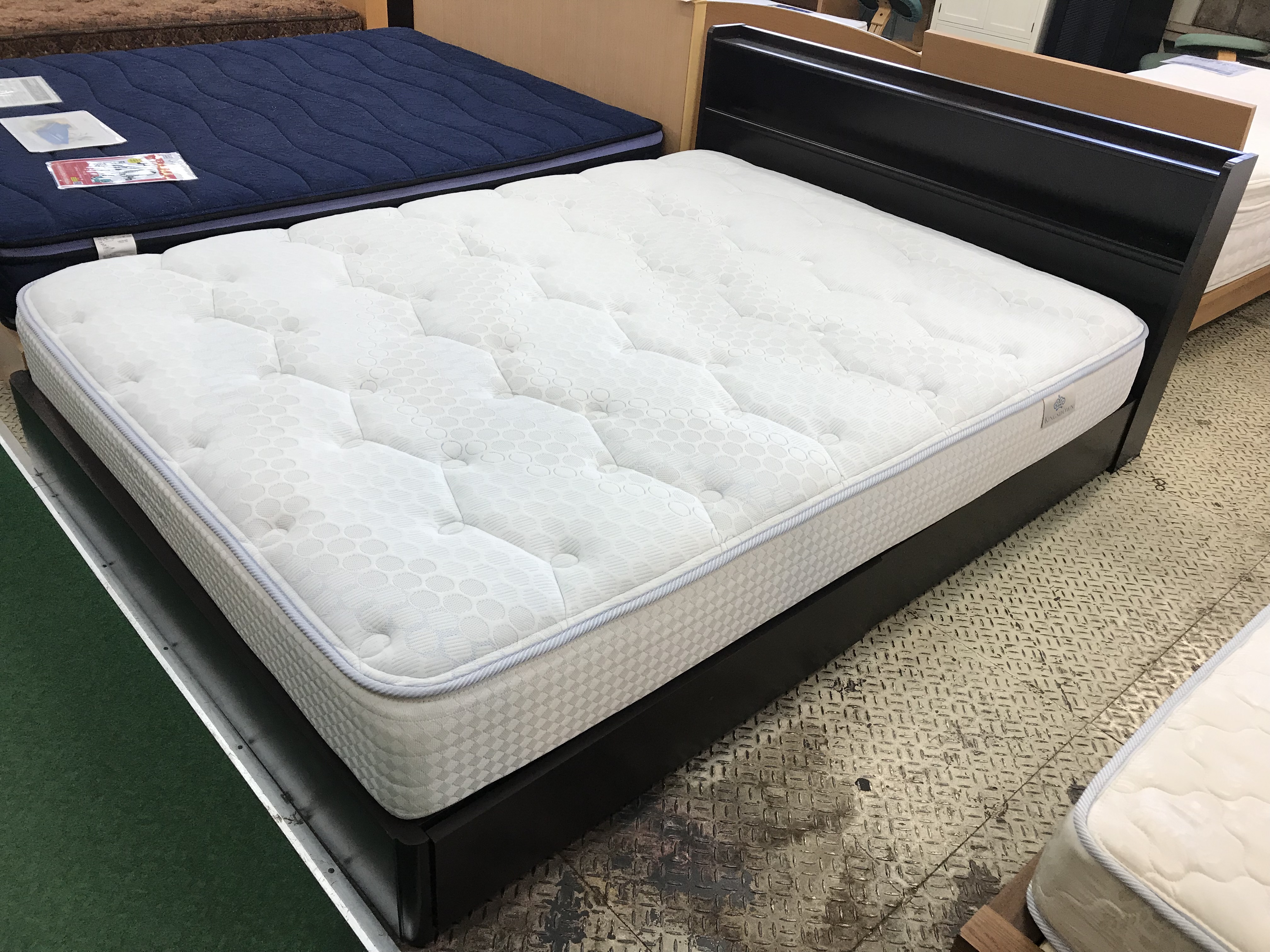 IDC大塚家具のワイドダブルベッドREGALIA Honesty入荷!! 家具専門 
