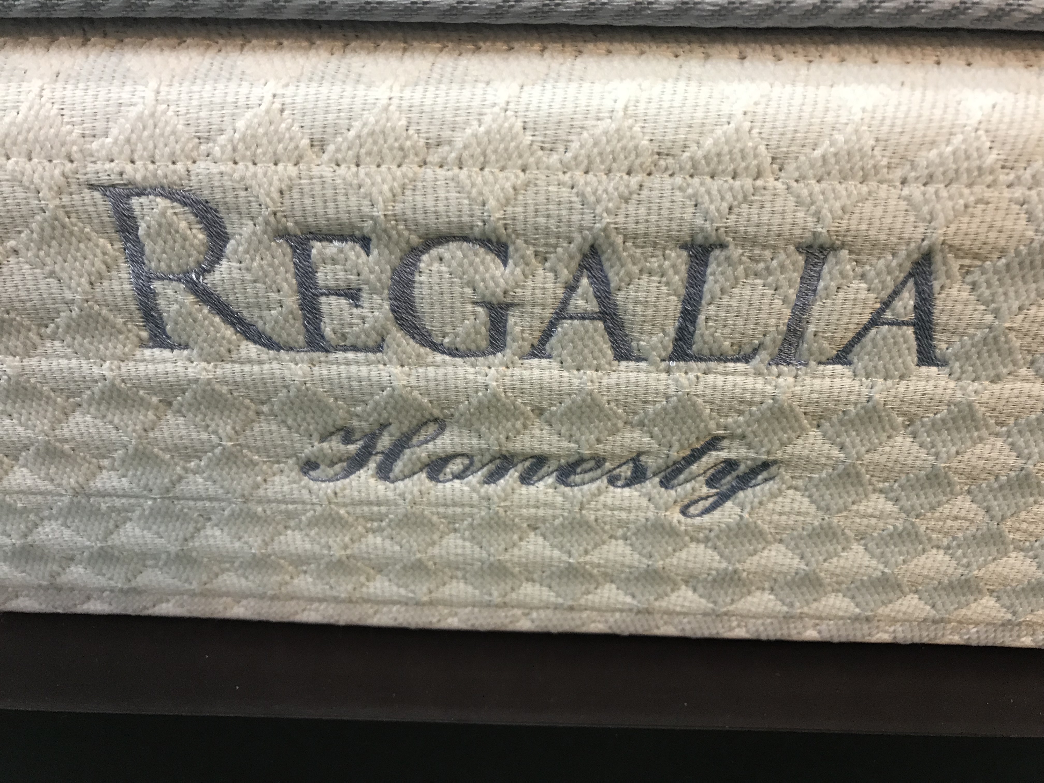 IDC大塚家具 ワイドダブルベッド REGALIA Honesty 【公式通販】
