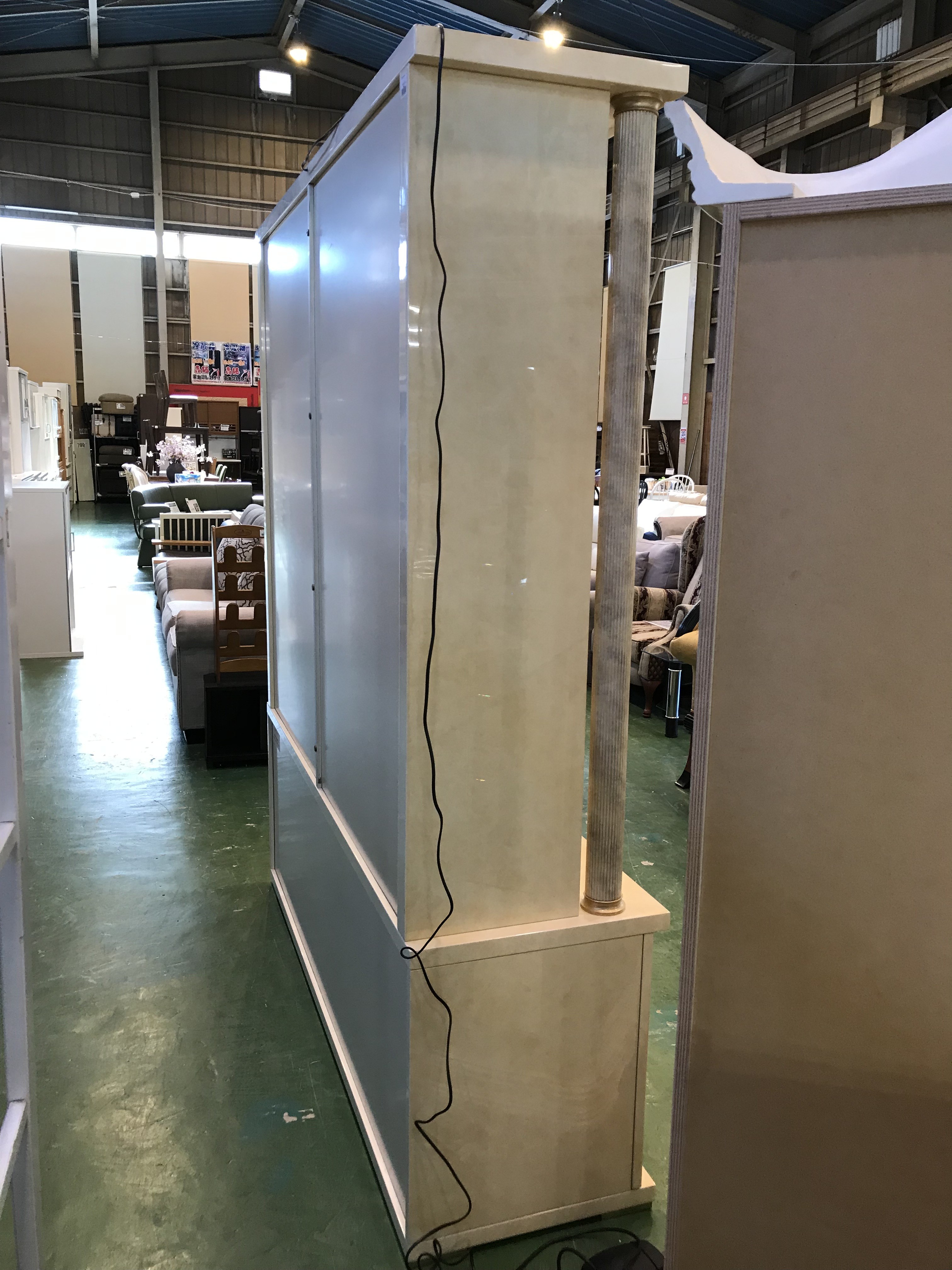 愛品館八千代店】イタリア最高級 TURRI トゥーリ 4枚扉キャビネット 