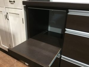 松田家具　スライド扉キッチンボード 