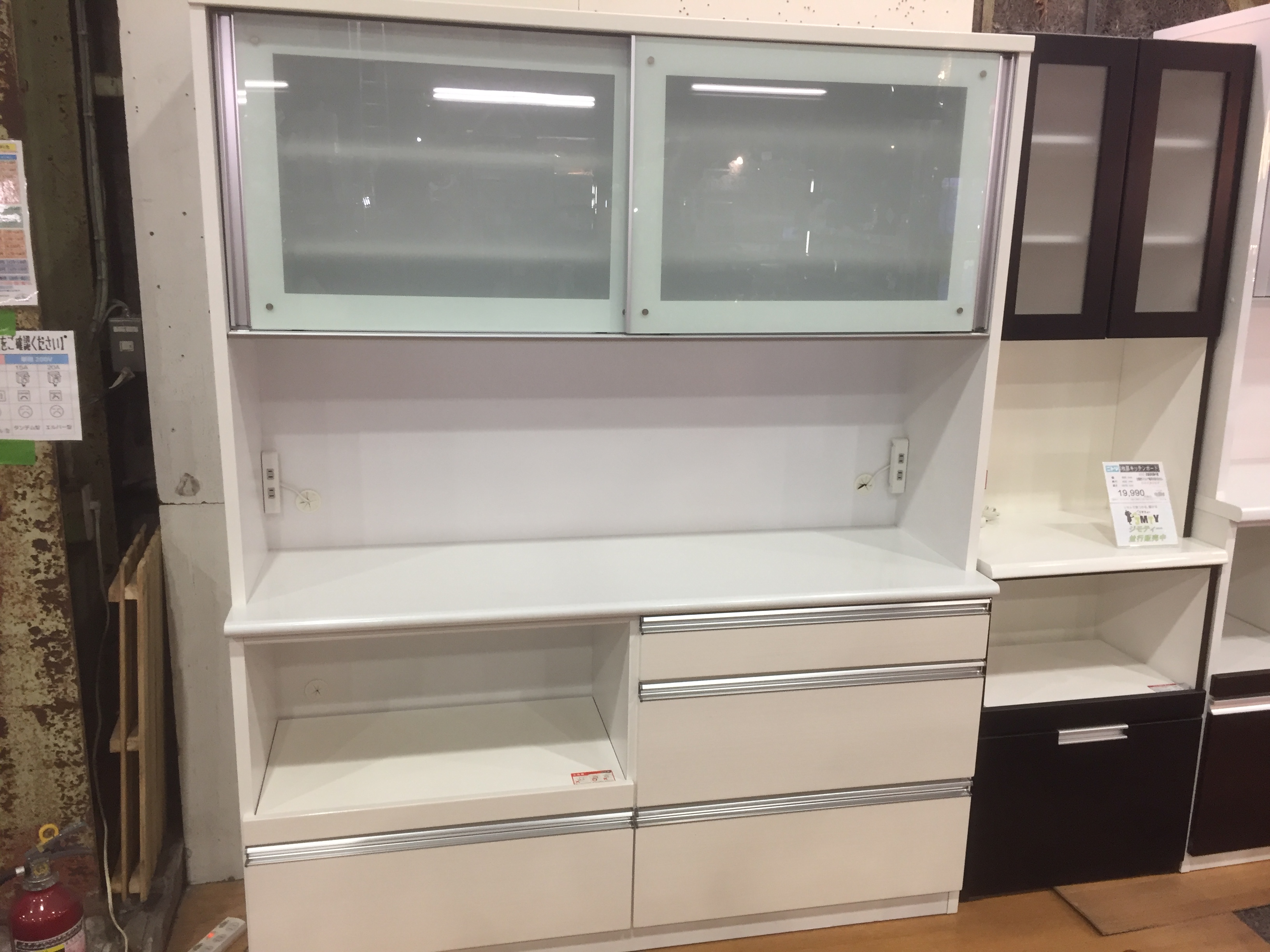 入江木工｜スライド扉キッチンボード ラウール160入荷致しました 