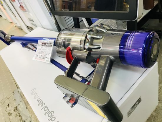 Dyson V11 Fluffy SV14 FF コードレススティッククリーナー買取致しました｜愛品館千葉店