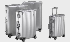 RIMOWA＆ルフトハンザコラボサムネイル