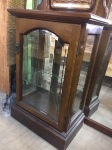 【愛品館市原店】カリモクミラー付きキャビネット  (2)