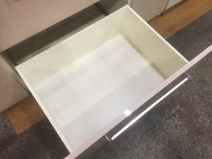 パモウナ（Pamouna）スライド扉キッチンボード (11)