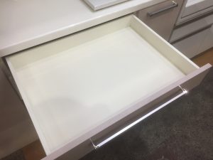 パモウナ（Pamouna）スライド扉キッチンボード (9)
