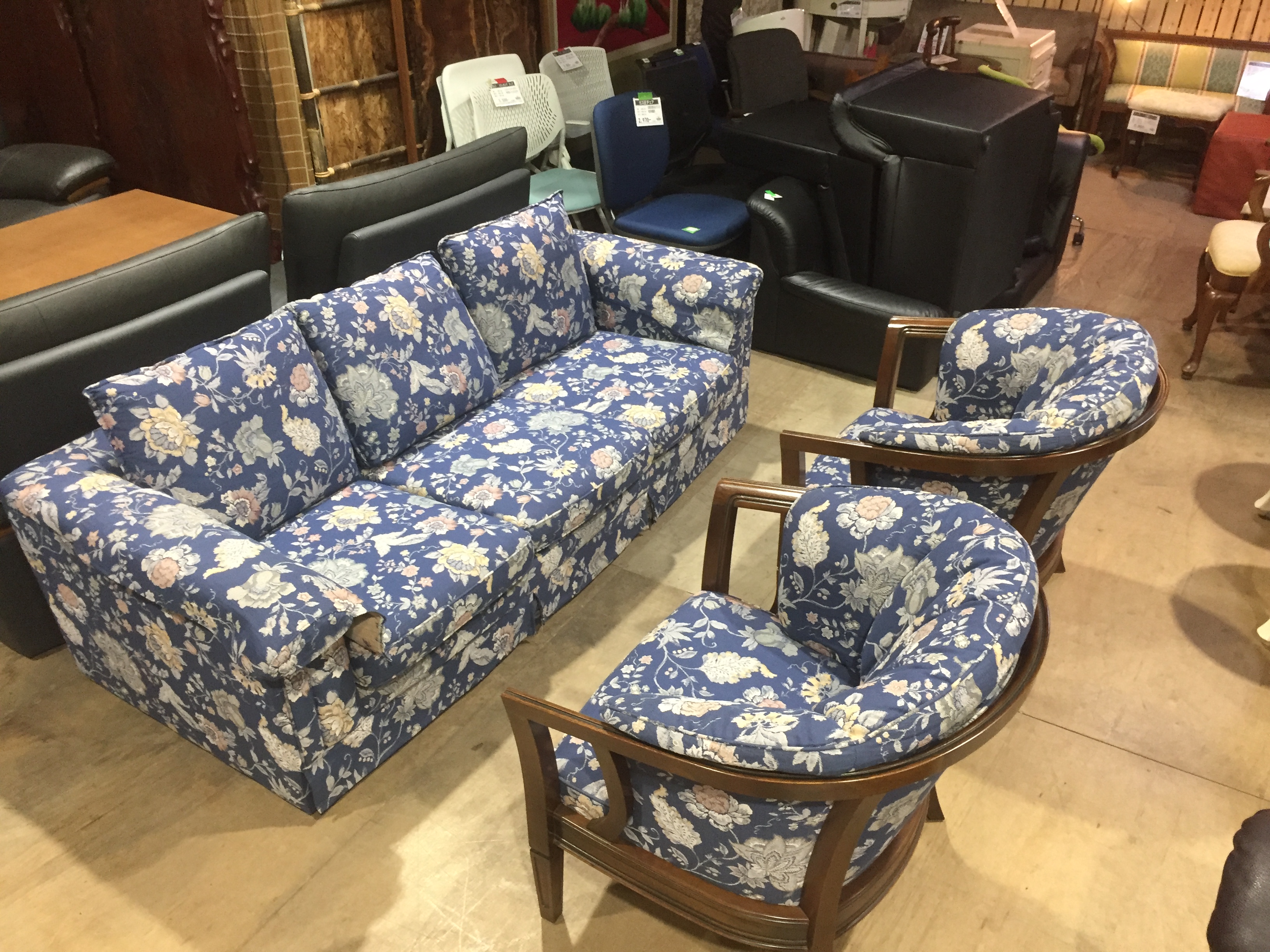 マルニ木工（Maruni）地中海ROYALロベールⅡ応接セット買取入荷致し  