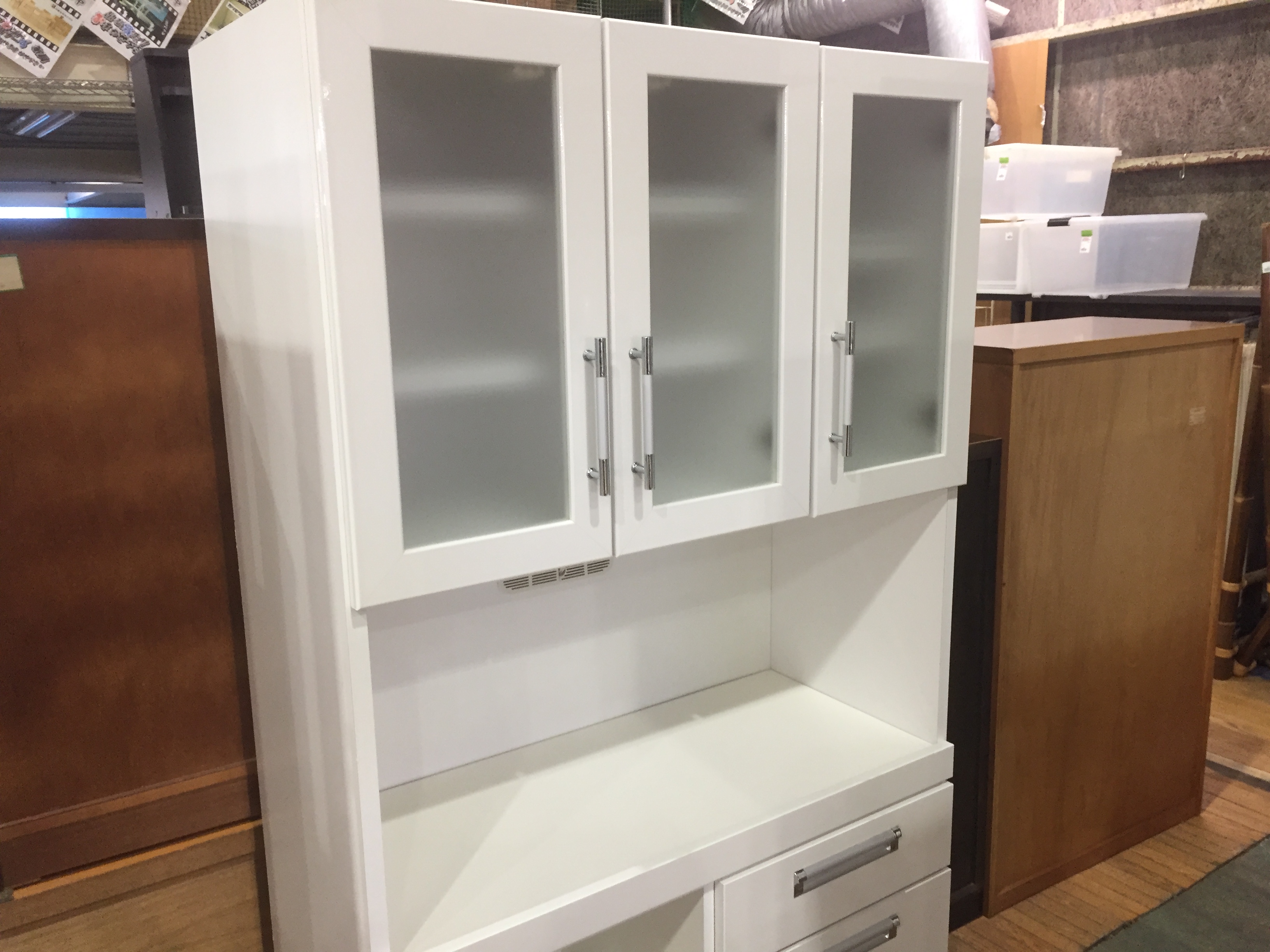 古賀クラフト｜3枚扉キッチンボード買取入荷致しました！｜愛品館 