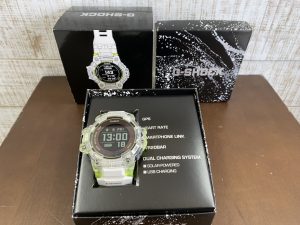 ジーショック ジースクワッドGBD-H1000-7A9JR
