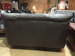 イタルソファ（Italsofa）総本革２人掛けソファ (2)