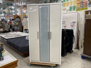愛品館江戸川店ワードローブ①