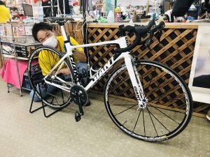 GIANT TCR ADVANCED 2 ロードバイク買取致しました