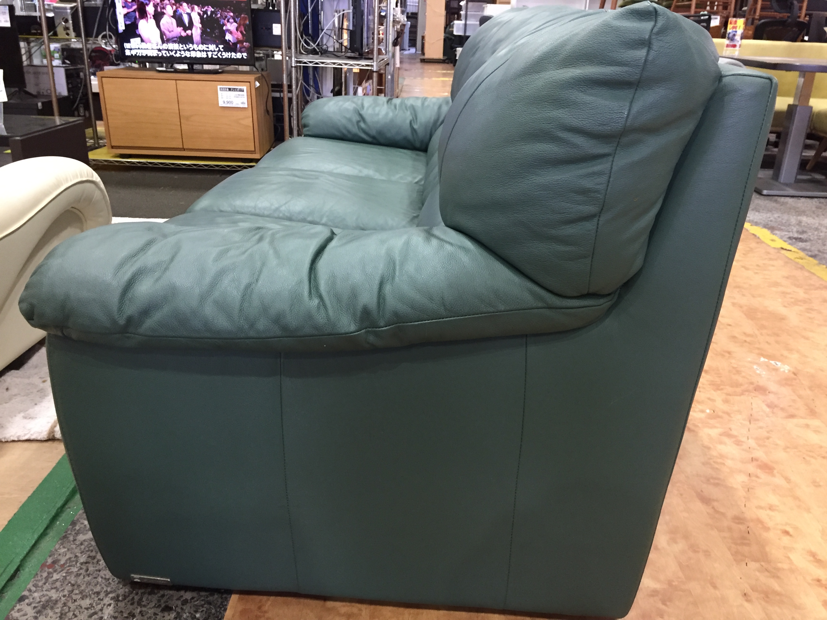 NICOLETTI（ニコレッティ）3人掛けソファ入荷しました！ | リサイクル 