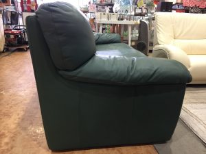 NICOLETTI（ニコレッティ）3人掛けソファ (3)