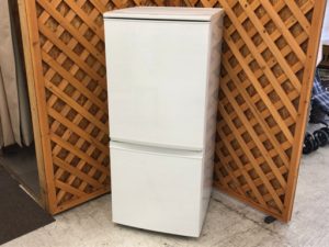 愛品館江戸川店冷蔵庫①