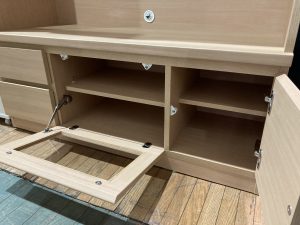 ニトリ（NITORI）枠型TVボード