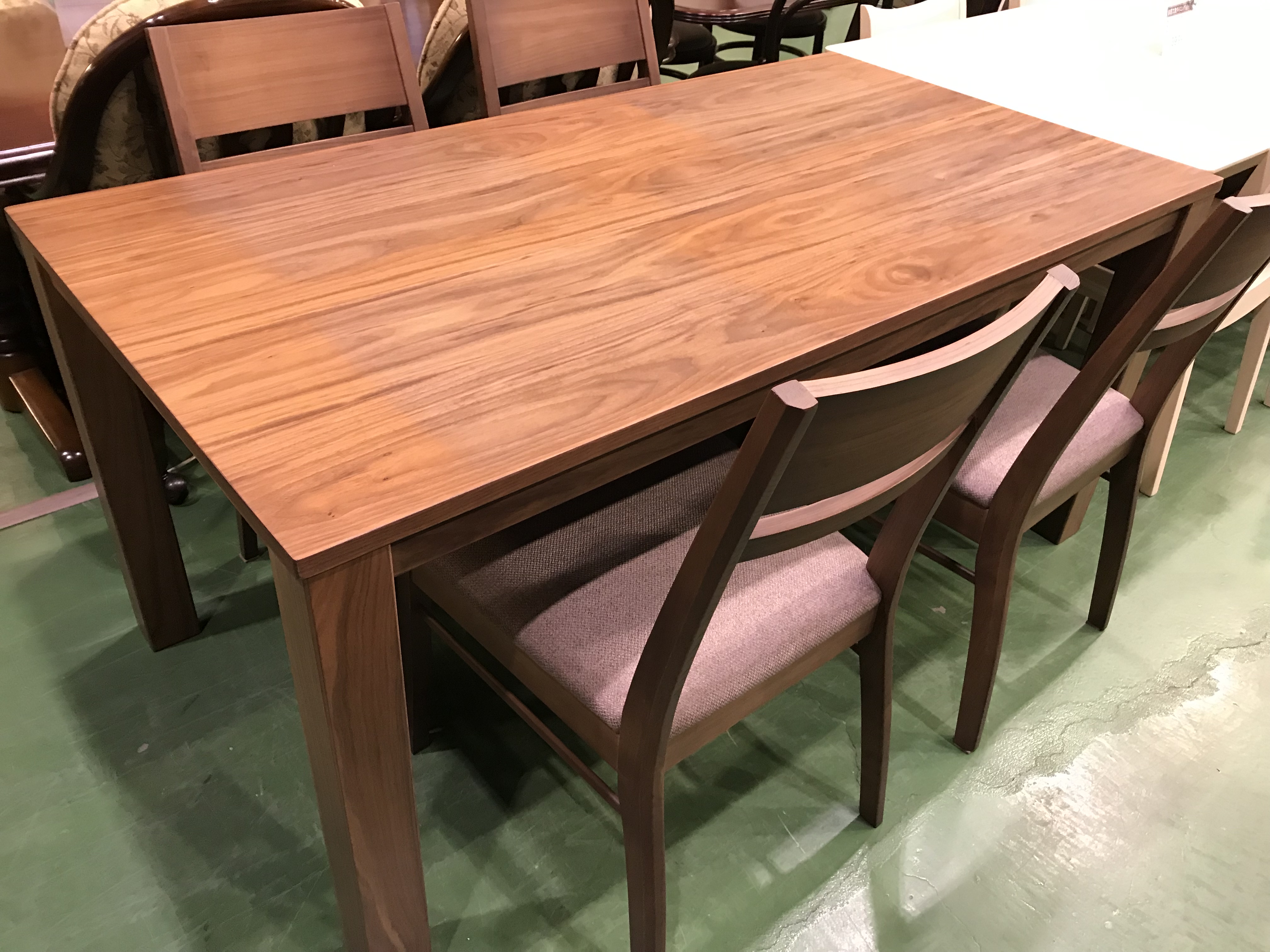 八千代市でダイニングセットの買取なら愛品館 | リサイクルショップ  