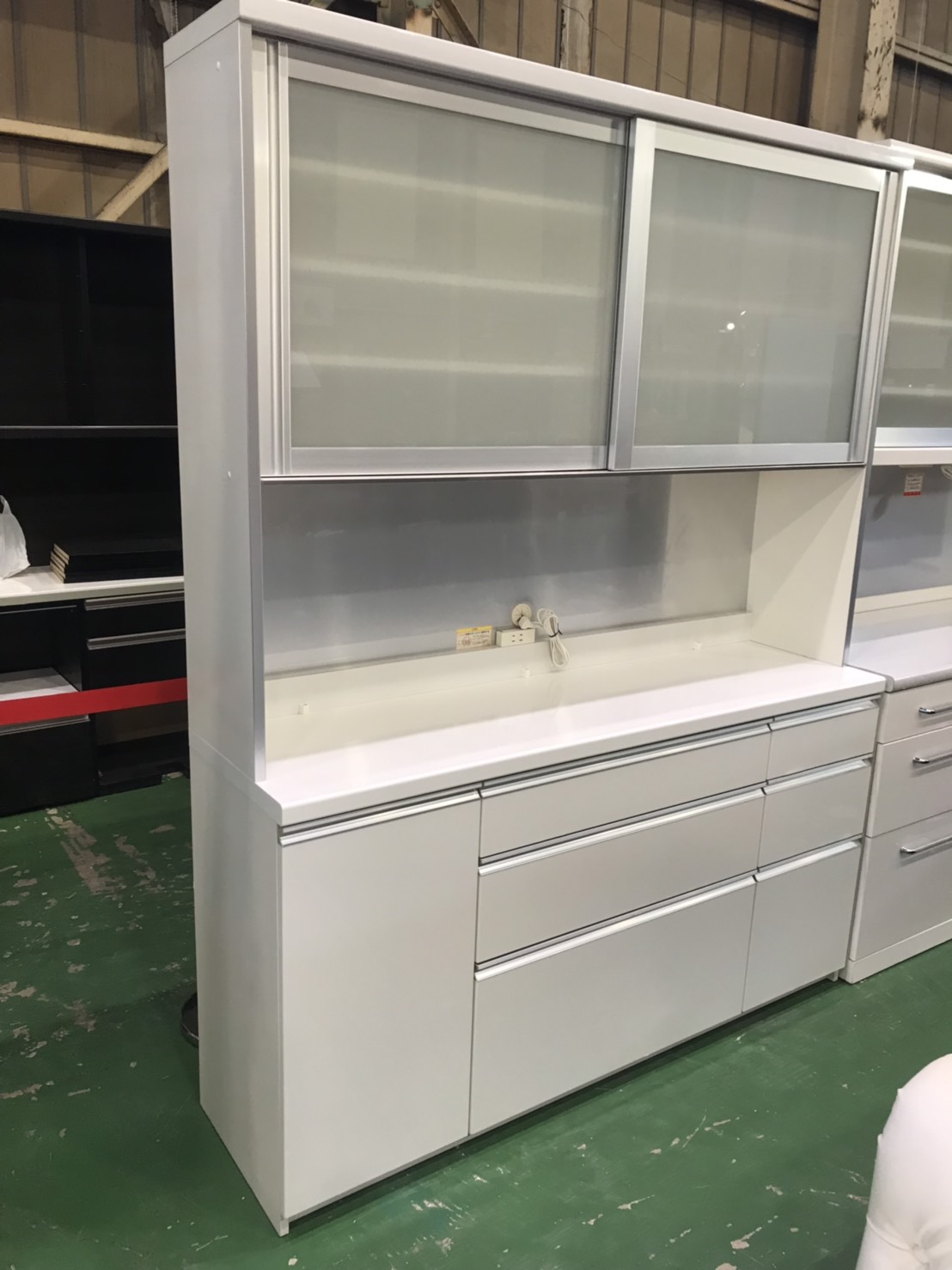 パモウナの大型スライド扉キッチンボード買取致しました。愛品館八千代  