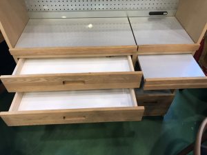 ウニコの3枚扉キッチンボード買取致しました。愛品館八千代店 