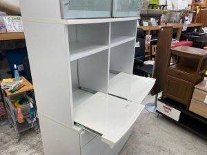 エコーファニチャーキッチンボード
