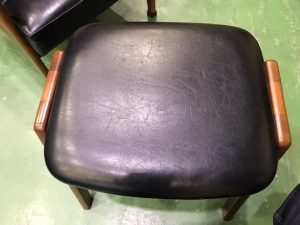 カリモク60のスタッキングスツール買取致しました。愛品館八千代店 