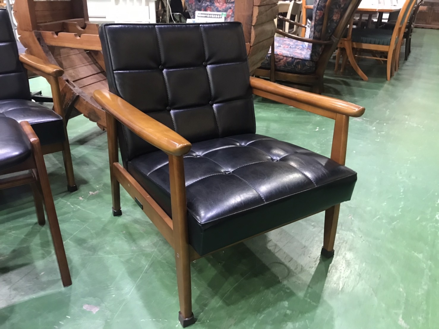 カリモク60のKチェア1シーター(ソファ)②買取致しました。愛品館八千代 