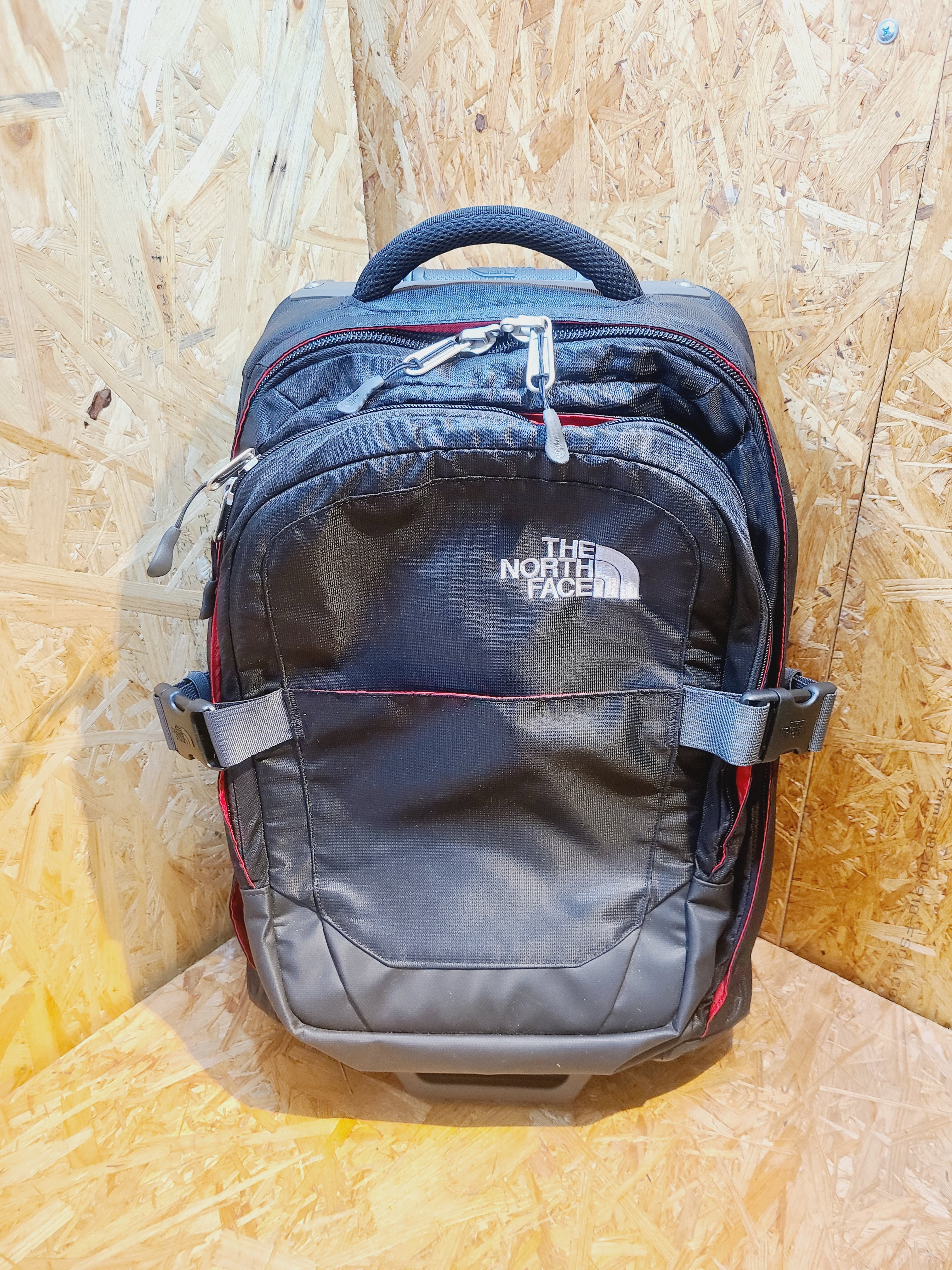 ノースフェイス オーバーヘッド キャリーバッグ買取致しました 